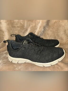 Woolloomooloo Fraser Black Merino Wool Knit Slip On Elastic Lace Sneaker EU 39